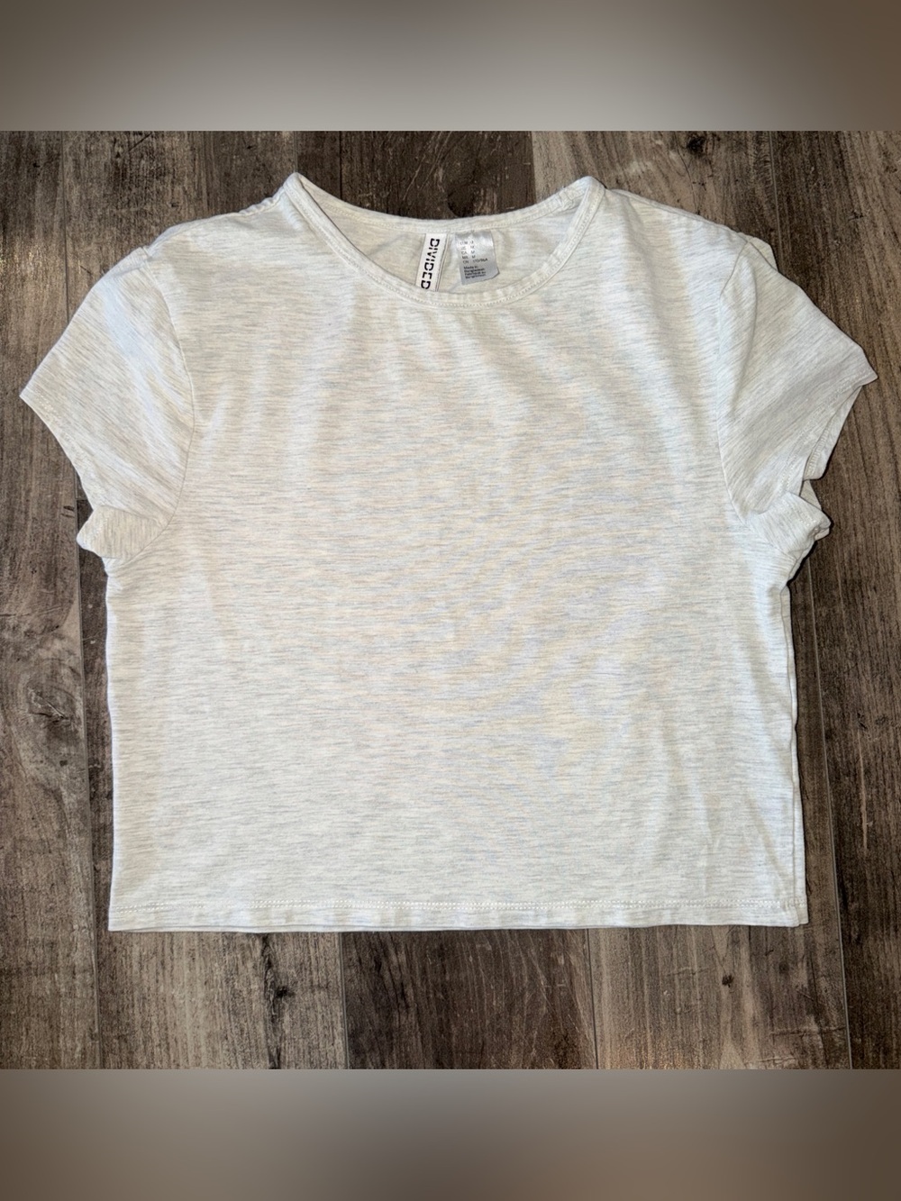 H&M Cropped Basic Light Gray Tee